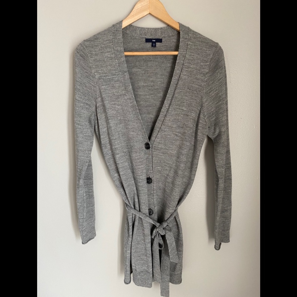 NWOT Gap Feather gray button tie waist Cardigan